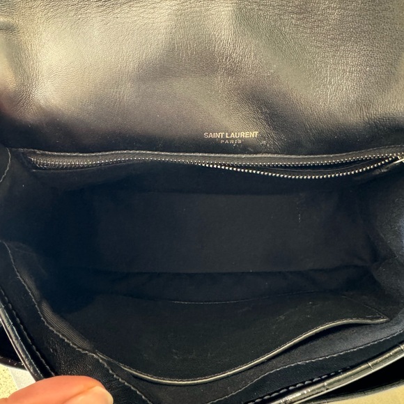 Yves Saint Laurent YSL Niki Chain Flap Bag Crocodile Embossed Patent in black - Picture 8 of 10